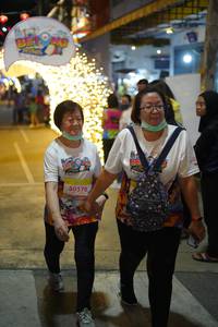 BIB: 50570
                            <button type="button" onclick="openModal(21830712)" class="btn btn-primary btn-sm float-right btn-popup" data-toggle="modal" data-target=".modal-high-quality">
                        <i class="fas fa-shopping-cart"></i> Add to Cart
                    </button>
                                            <button type="button" onclick="isThisMe(21830712, true)" class="btn btn-success btn-sm float-right btn-popup btn-isme hidden" data-toggle="tooltip" data-placement="bottom" title="นี่คือรูปของคุณใช่ไหม คลิกที่นี่เพื่อเอาเข้าอัลบั้ม">
                        <i class="fas fa-plus"></i> Add to album
                    </button>
                    <button type="button" onclick="isThisMe(21830712, false)" class="btn btn-warning btn-sm float-right btn-popup btn-isnotme hidden">
                        <i class="fas fa-ban"></i> Remove from album
                    </button>